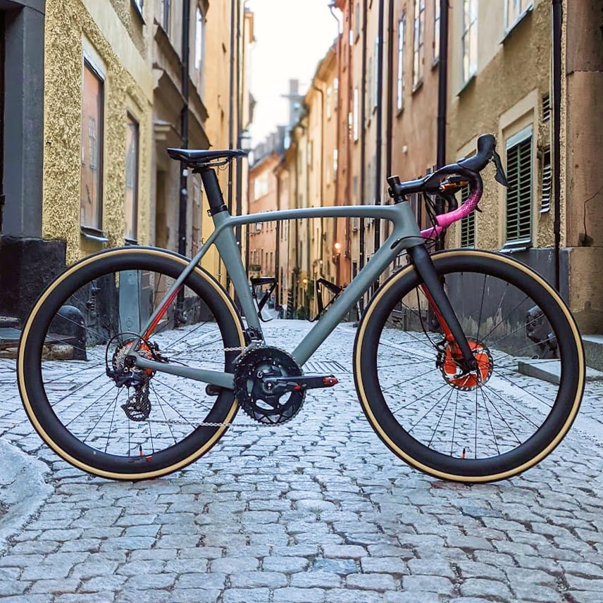 Building my first carbon bike