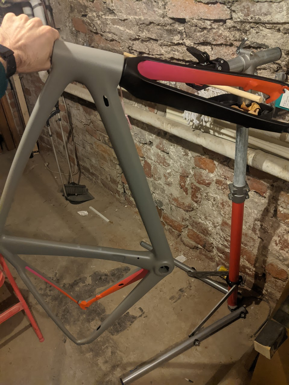 Building my first carbon bike